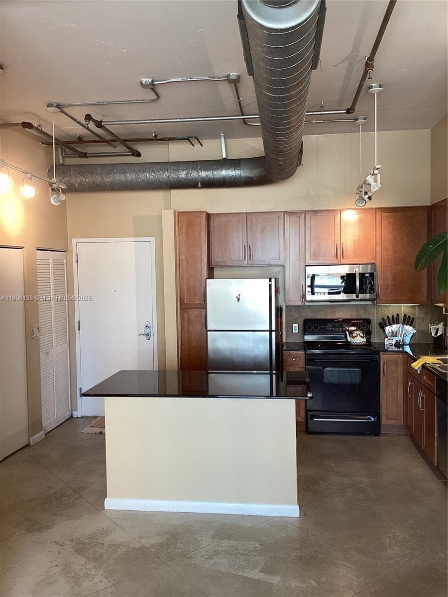 2001 Biscayne Blvd 3503 photo 16