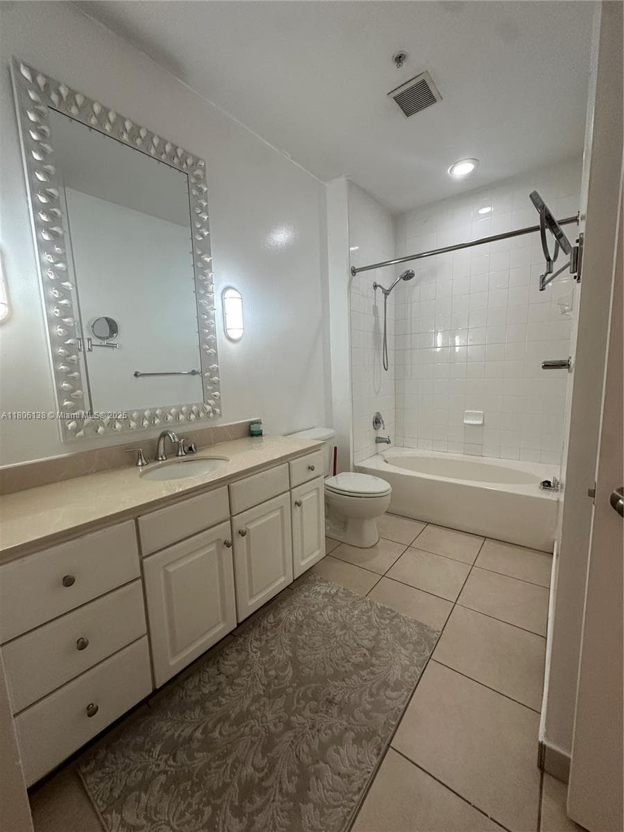 2001 Biscayne Blvd 3503 photo 20
