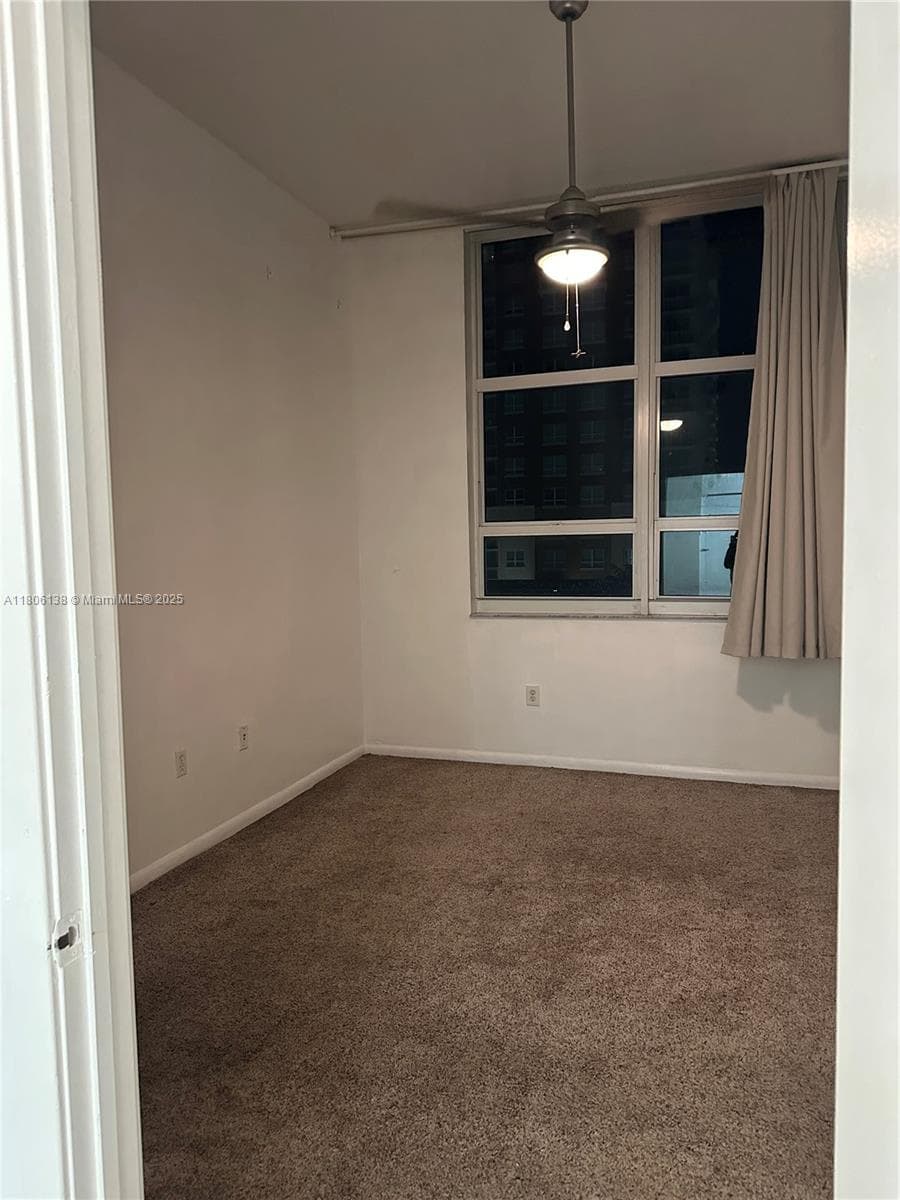 2001 Biscayne Blvd 3503 photo 25