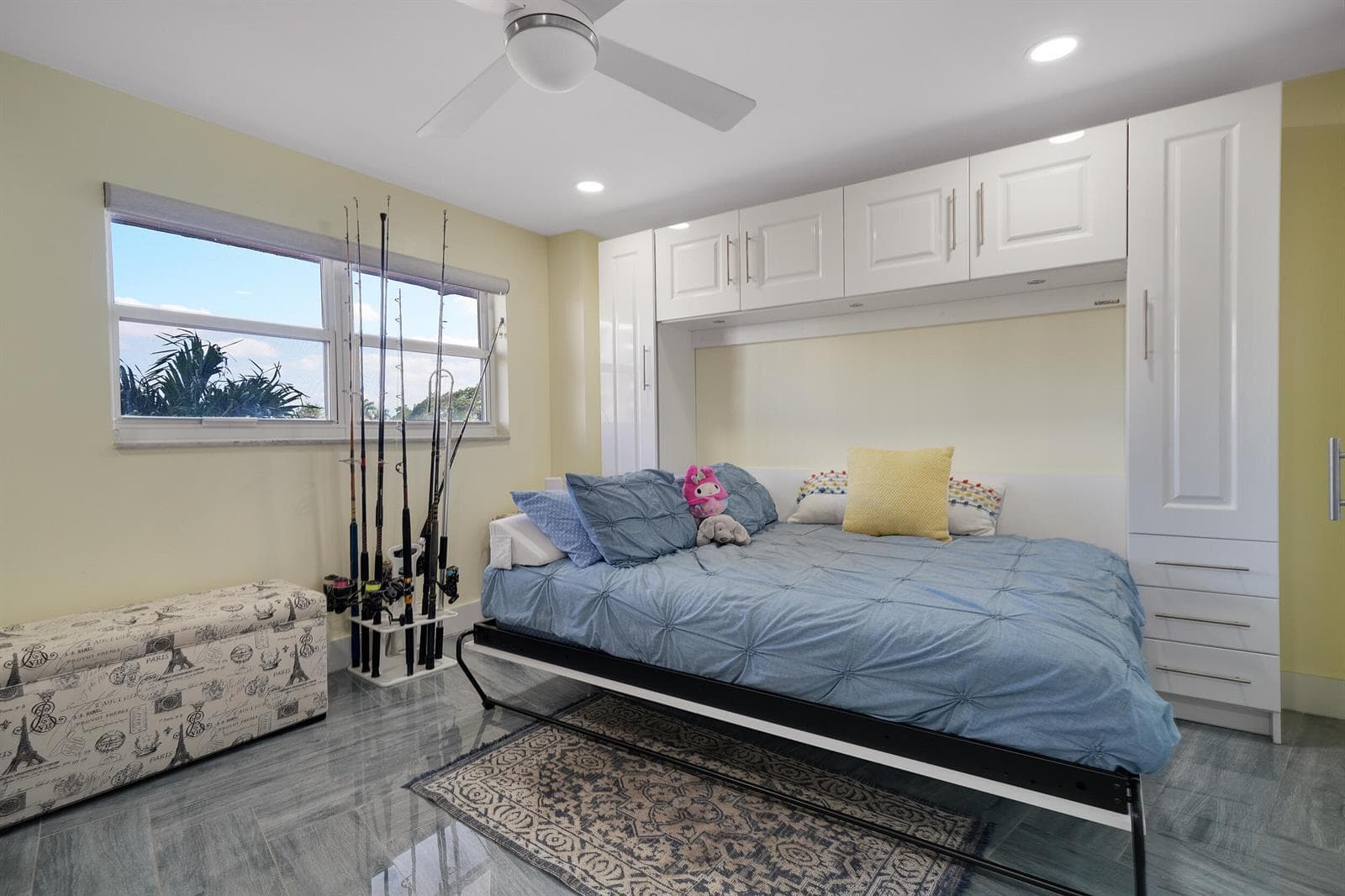 1537 E Hillsboro Boulevard 341 photo 23