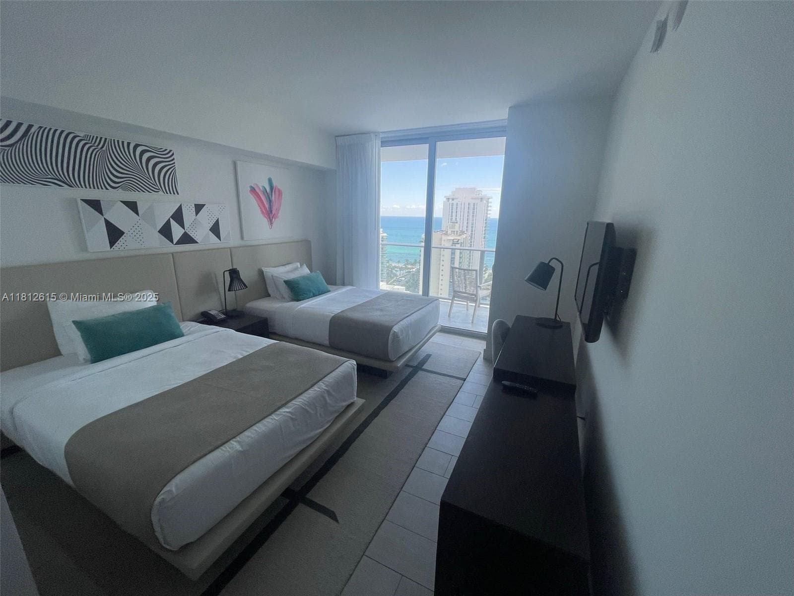 4010 Ocean Dr R1705 photo 11
