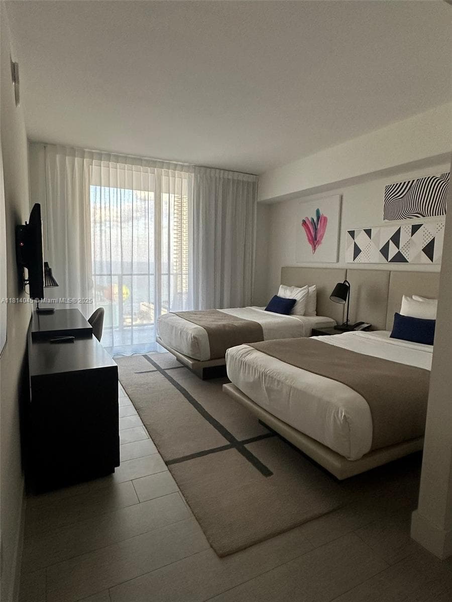 4010 Ocean Dr R1507 photo 8
