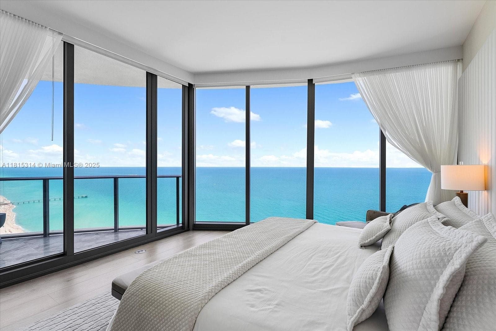 15701 Collins Ave 3101 photo 23
