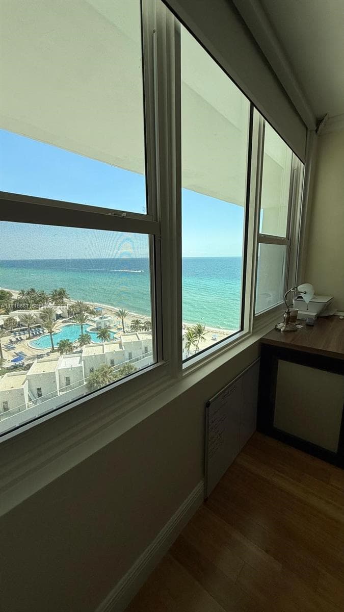 3505 S Ocean Dr 1010 photo 16