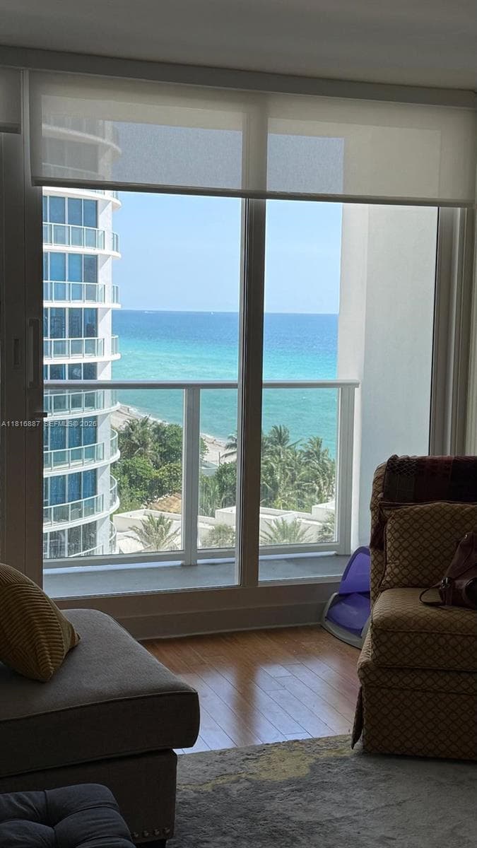 3505 S Ocean Dr 1010 photo 9