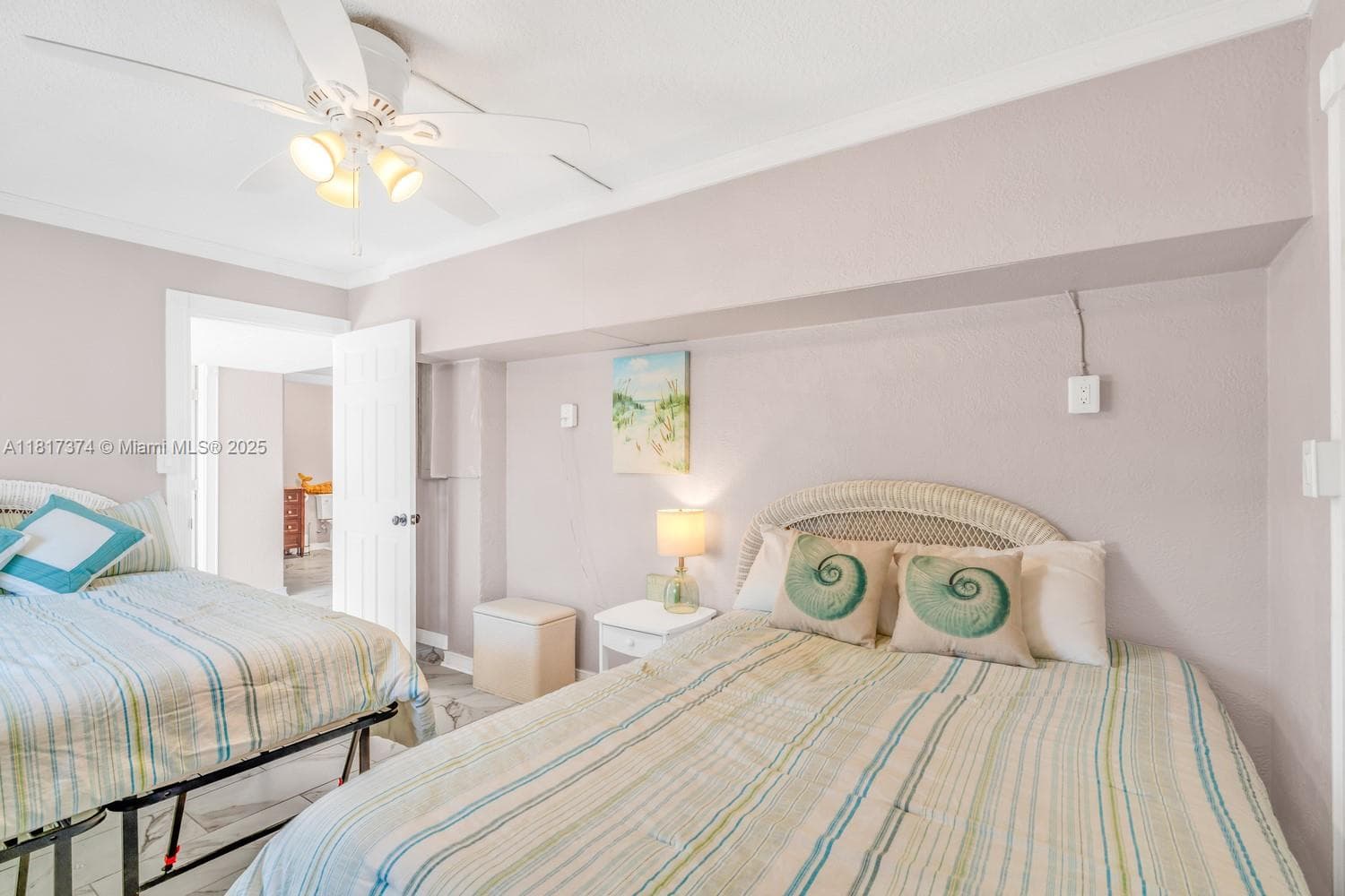 131 Avenue G photo 13