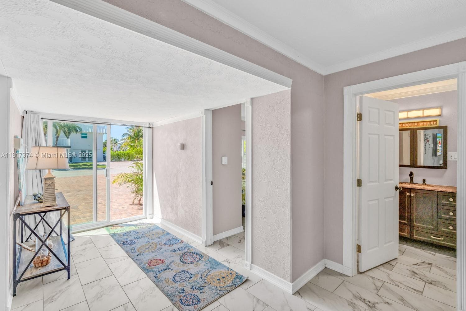 131 Avenue G photo 18