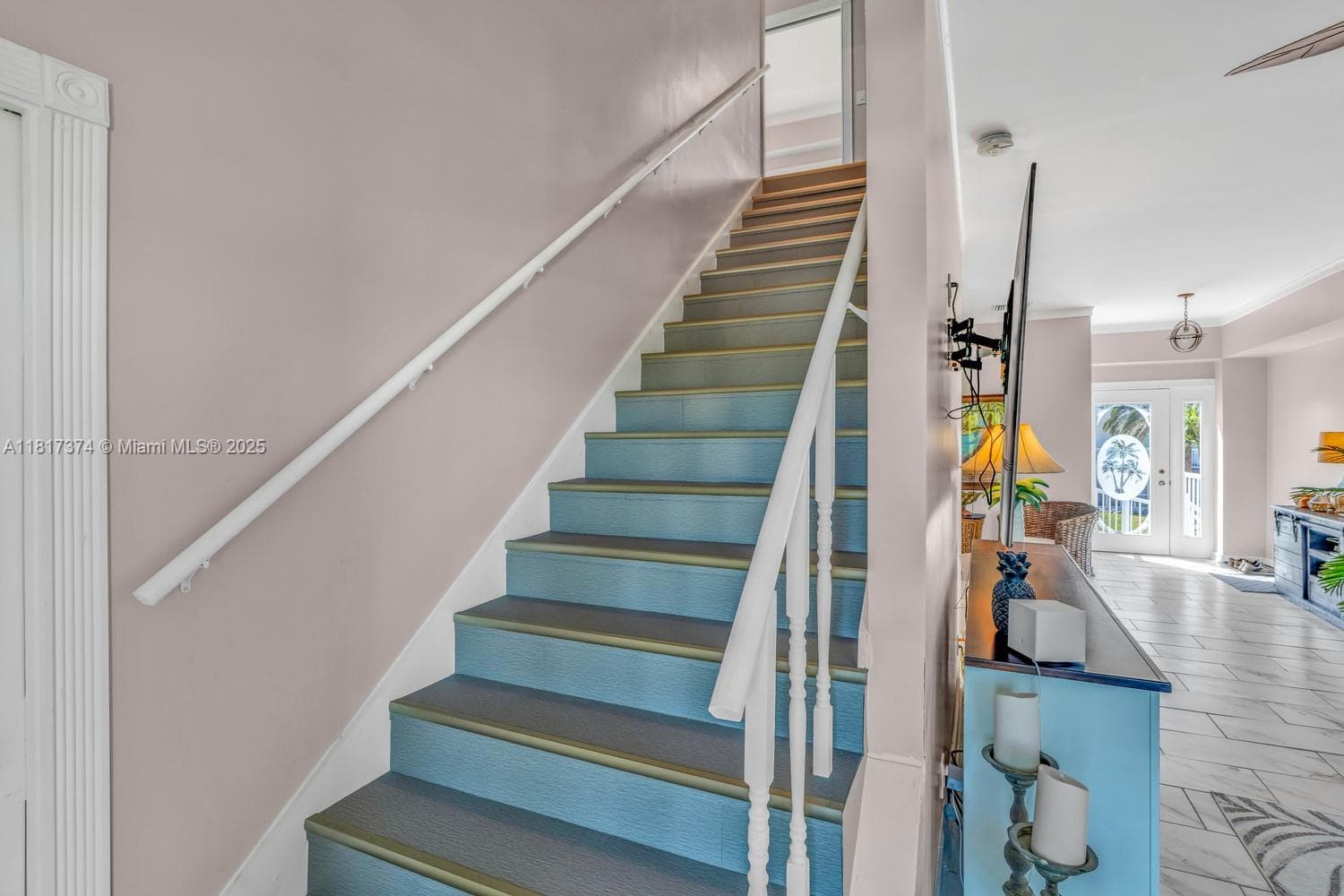131 Avenue G photo 8