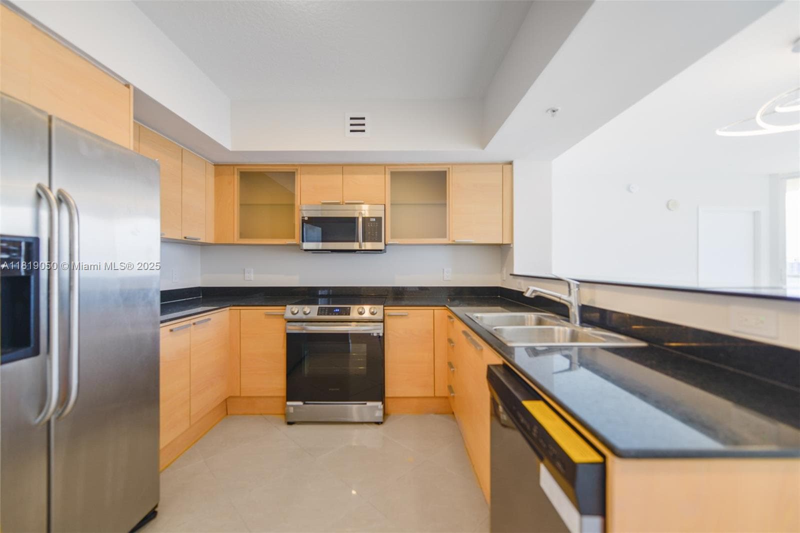 16699 Collins Ave 2107 photo 10