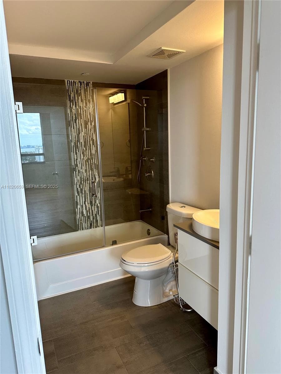1330 West Ave 3007 photo 16