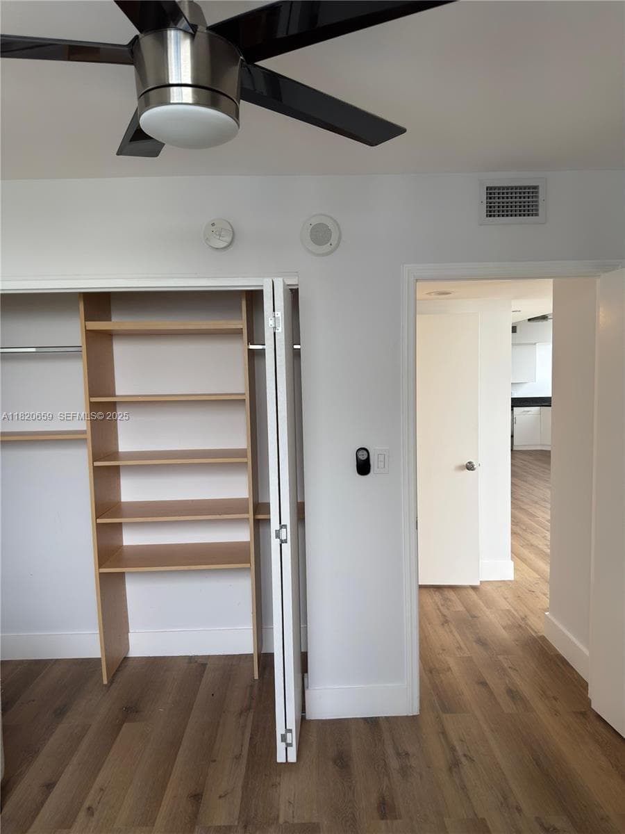 1330 West Ave 3007 photo 15