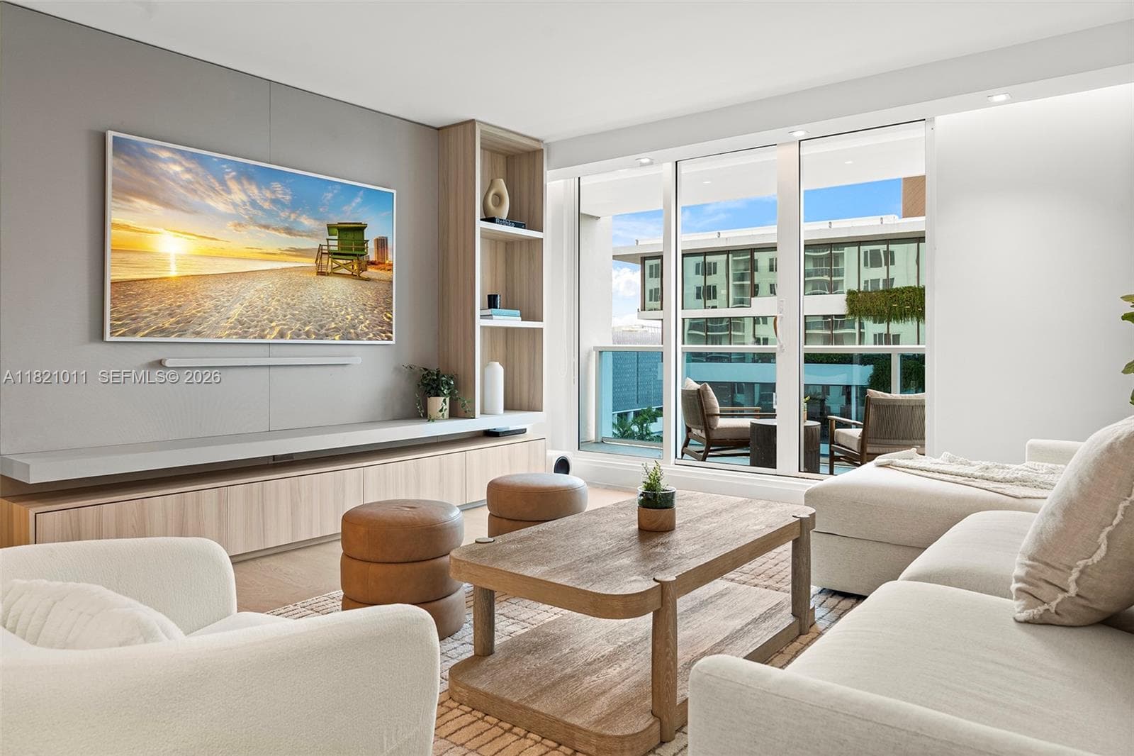 2301 Collins Ave 630 photo 1