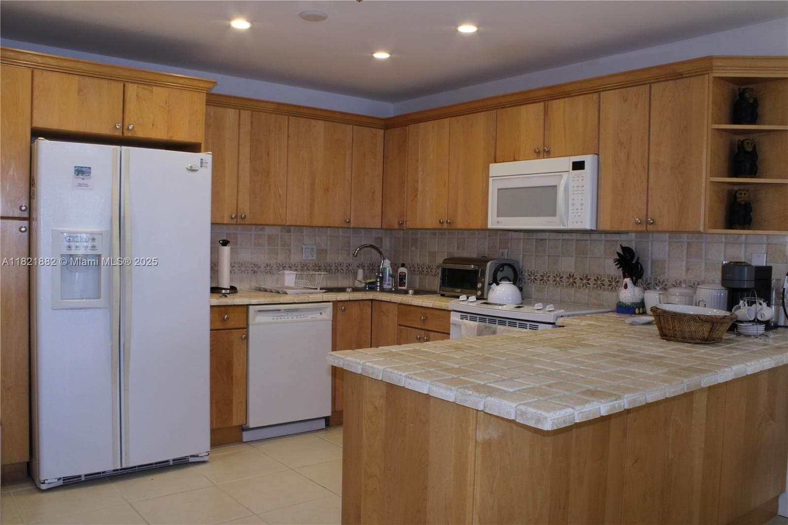201 Crandon Blvd 439 photo 6