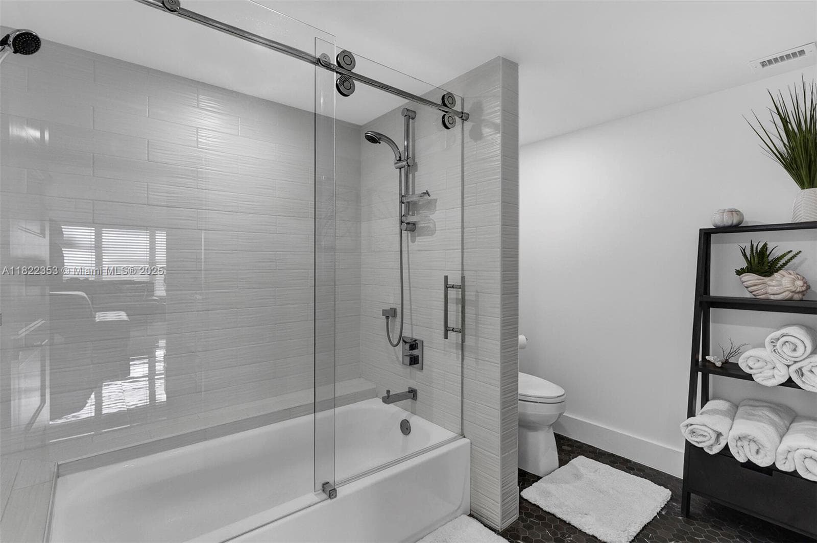 3900 Galt Ocean Dr 506 photo 25