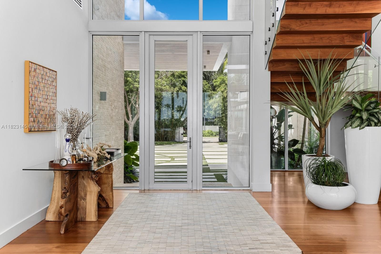 30 Palm Ave photo 24