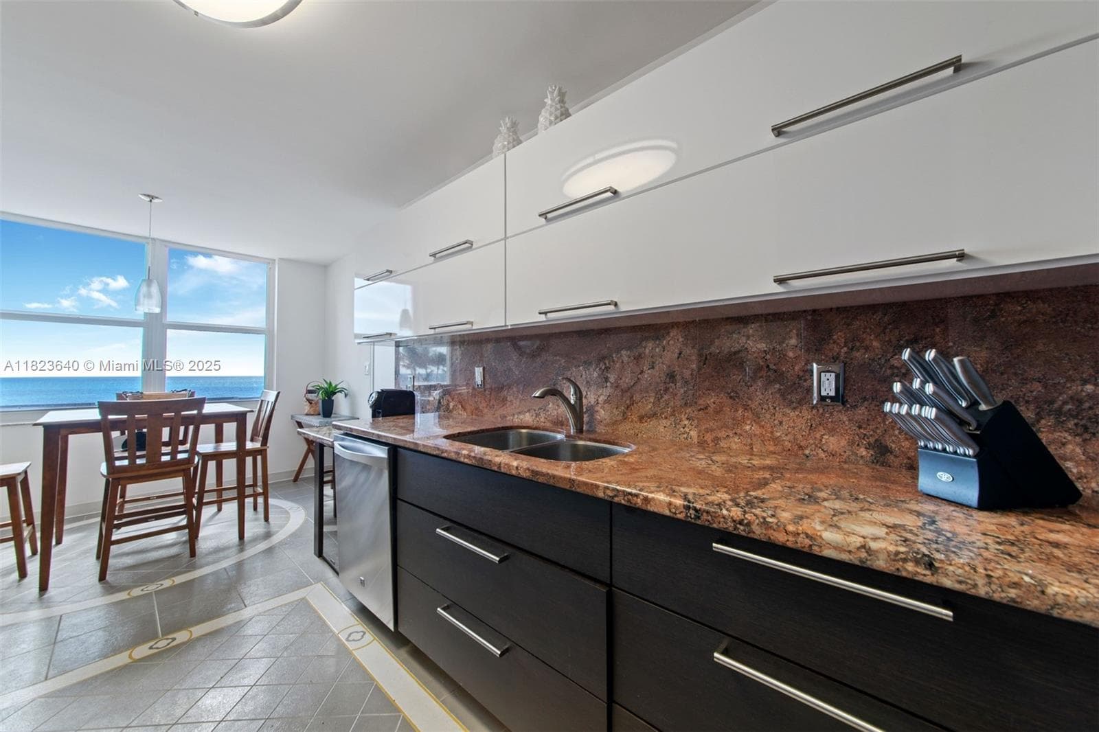 2751 Ocean Dr 505N photo 7