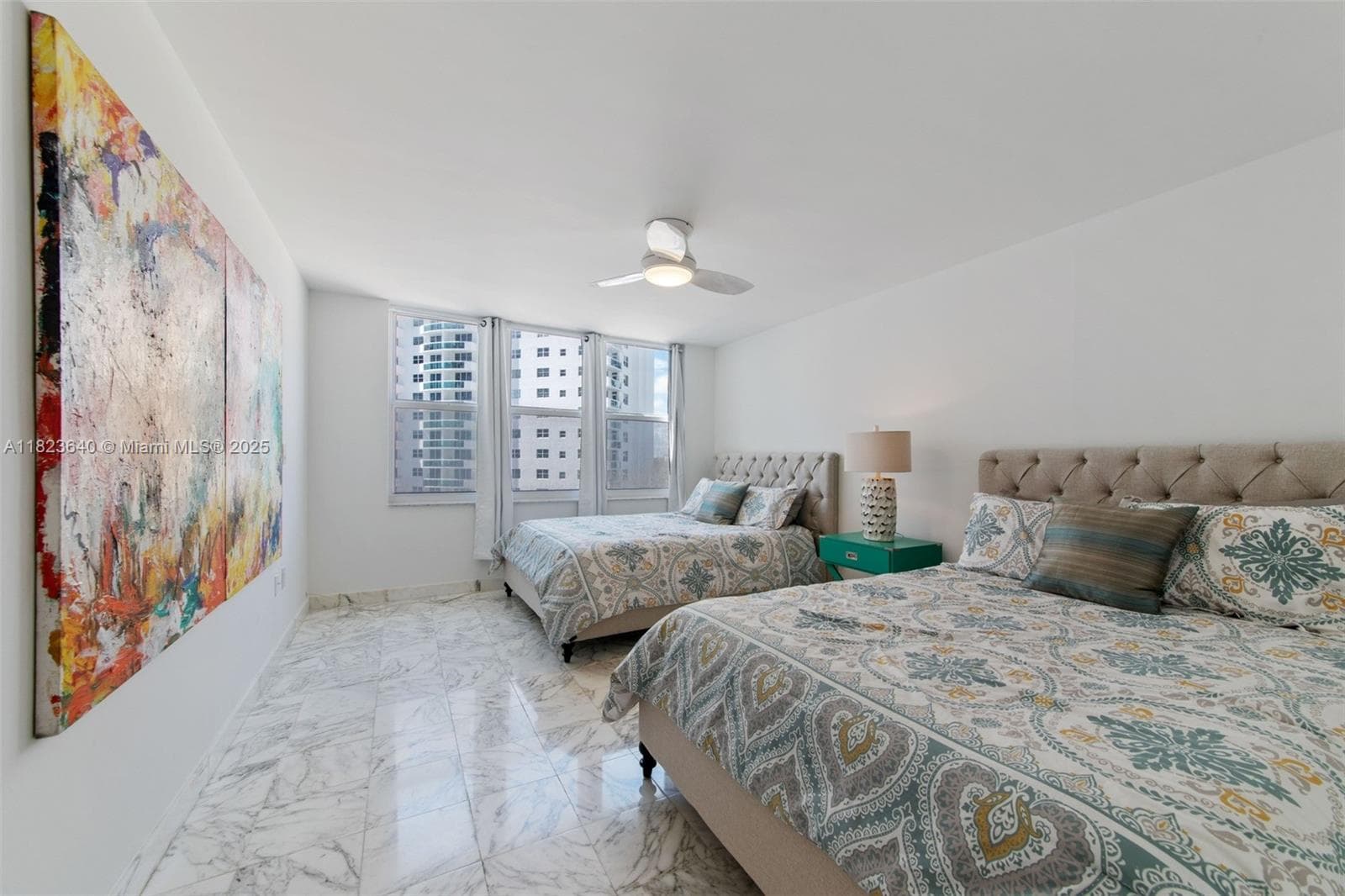 2751 Ocean Dr 505N photo 21