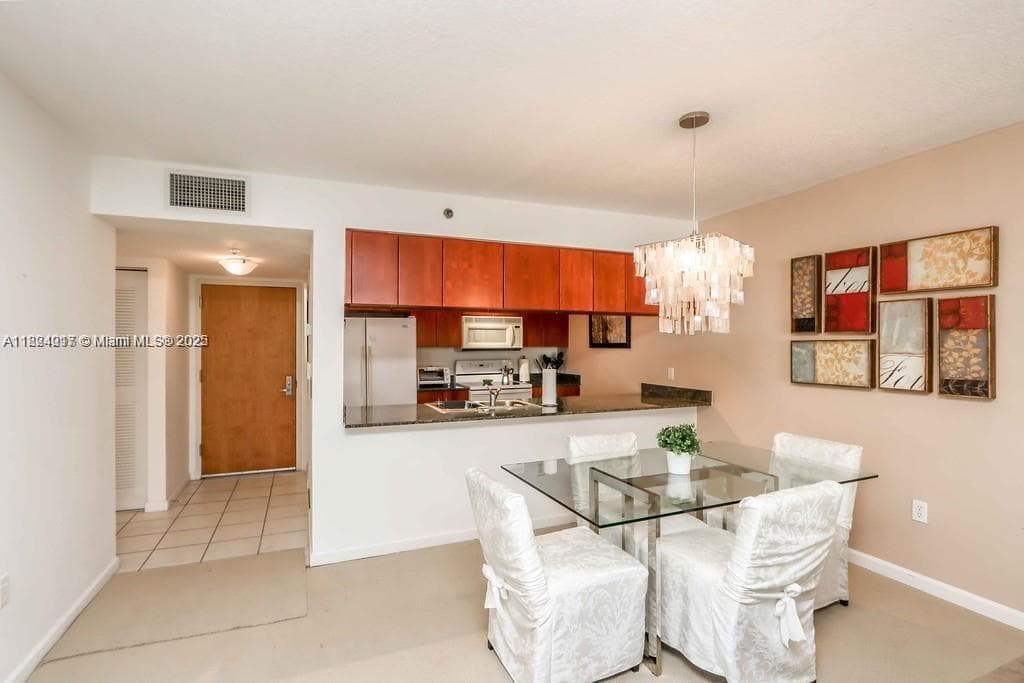 1200 Brickell Bay Dr 1518 photo 6