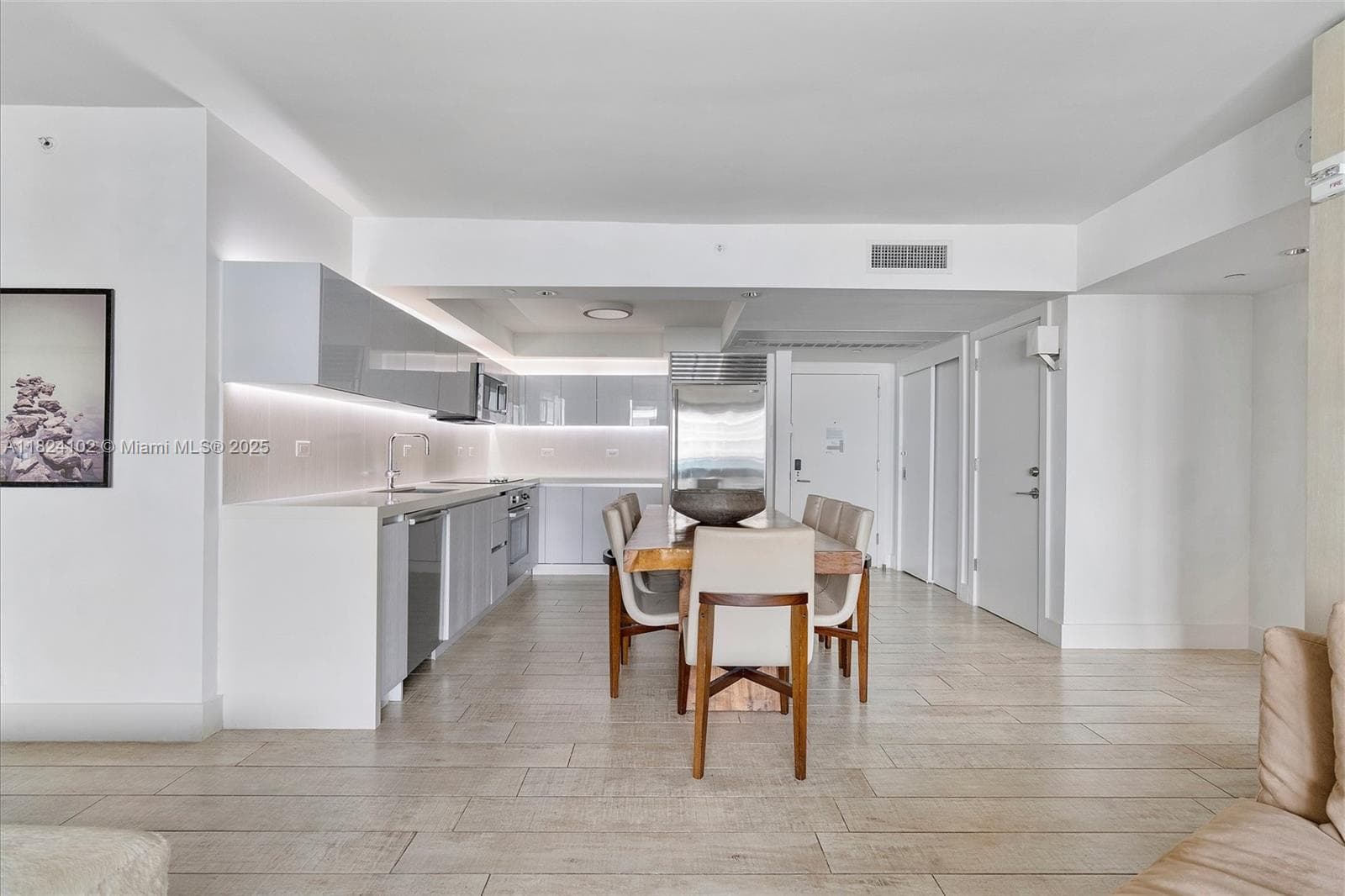 102 24th St 1415 photo 14