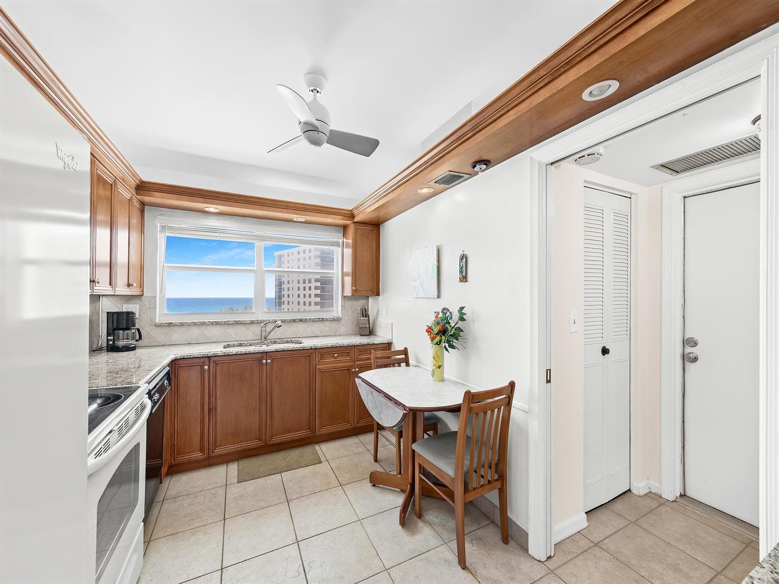 3310 S Ocean Boulevard 928d photo 9