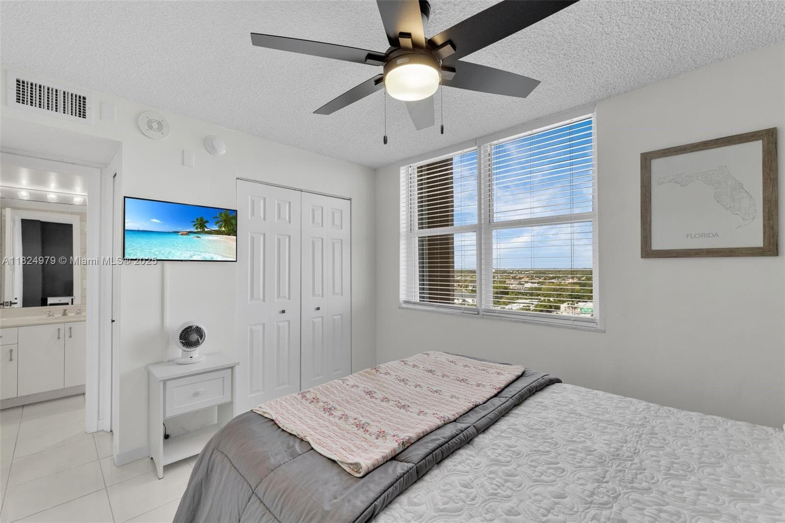 2000 Ocean Blvd 11M photo 17