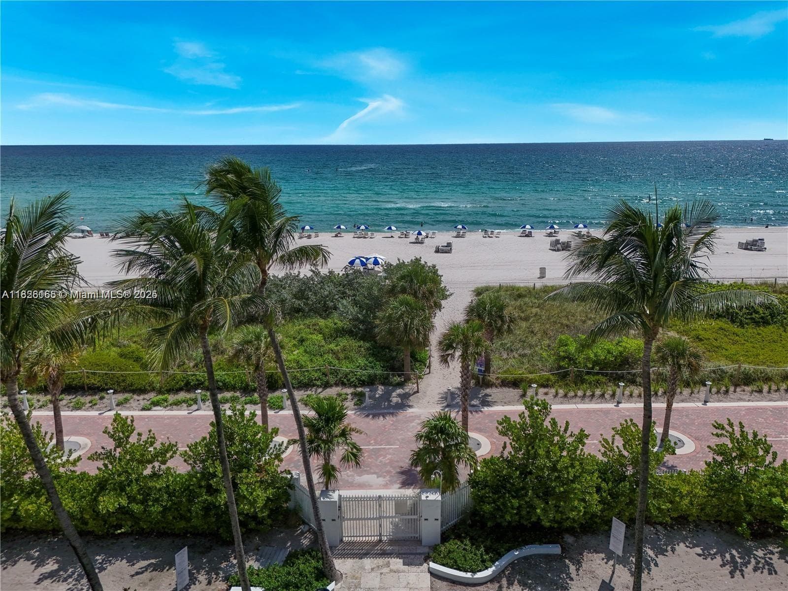 5151 Collins Ave 535 photo 2