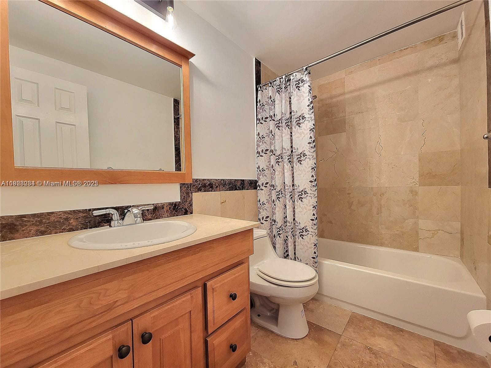 3505 S Ocean Dr 320 photo 16