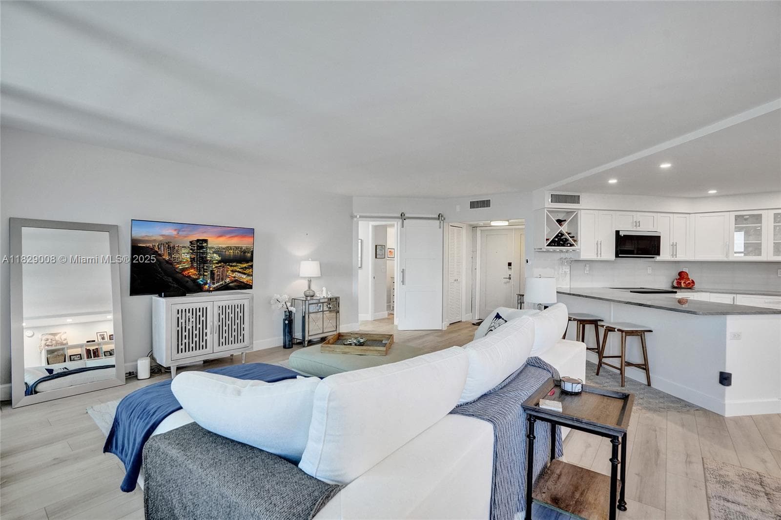 1340 Ocean Blvd 403 photo 11