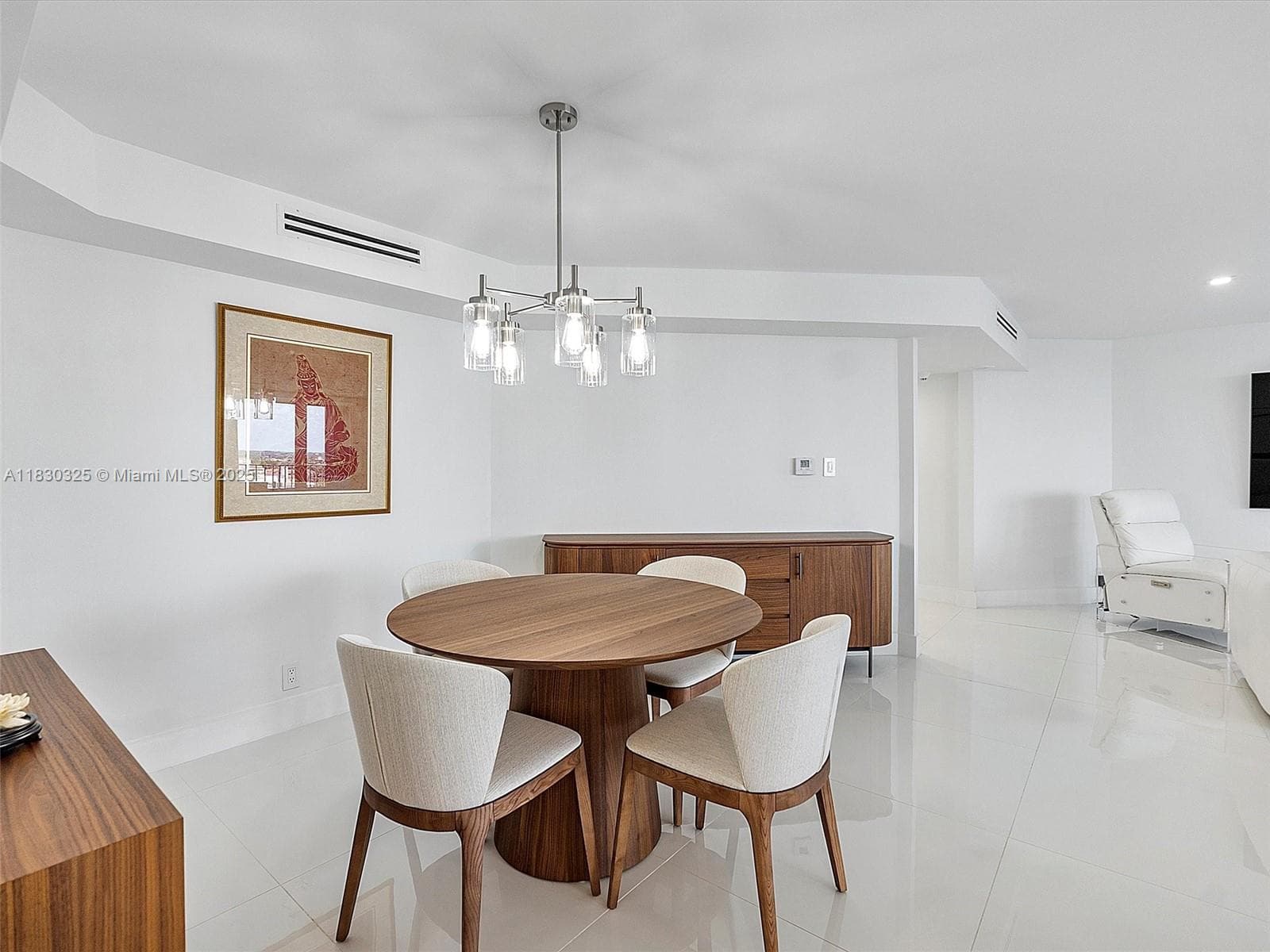 550 Ocean Blvd 1509 photo 18