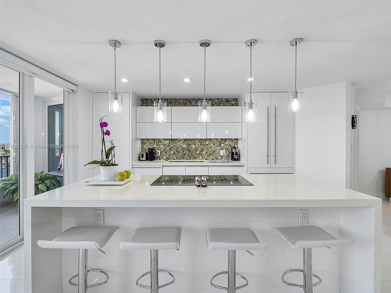 550 Ocean Blvd 1509 photo 11