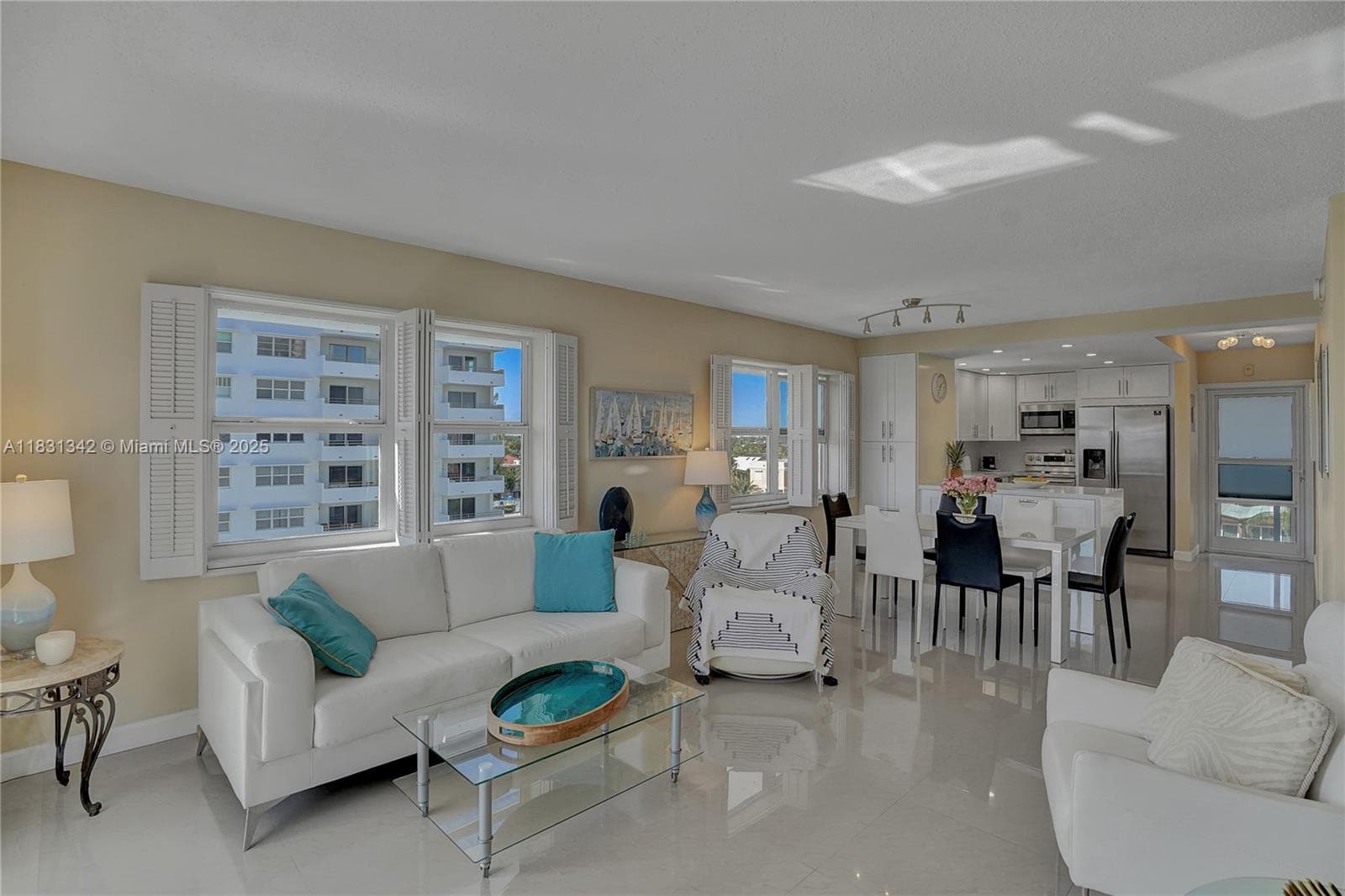 1620 N Ocean Blvd 510 photo 23