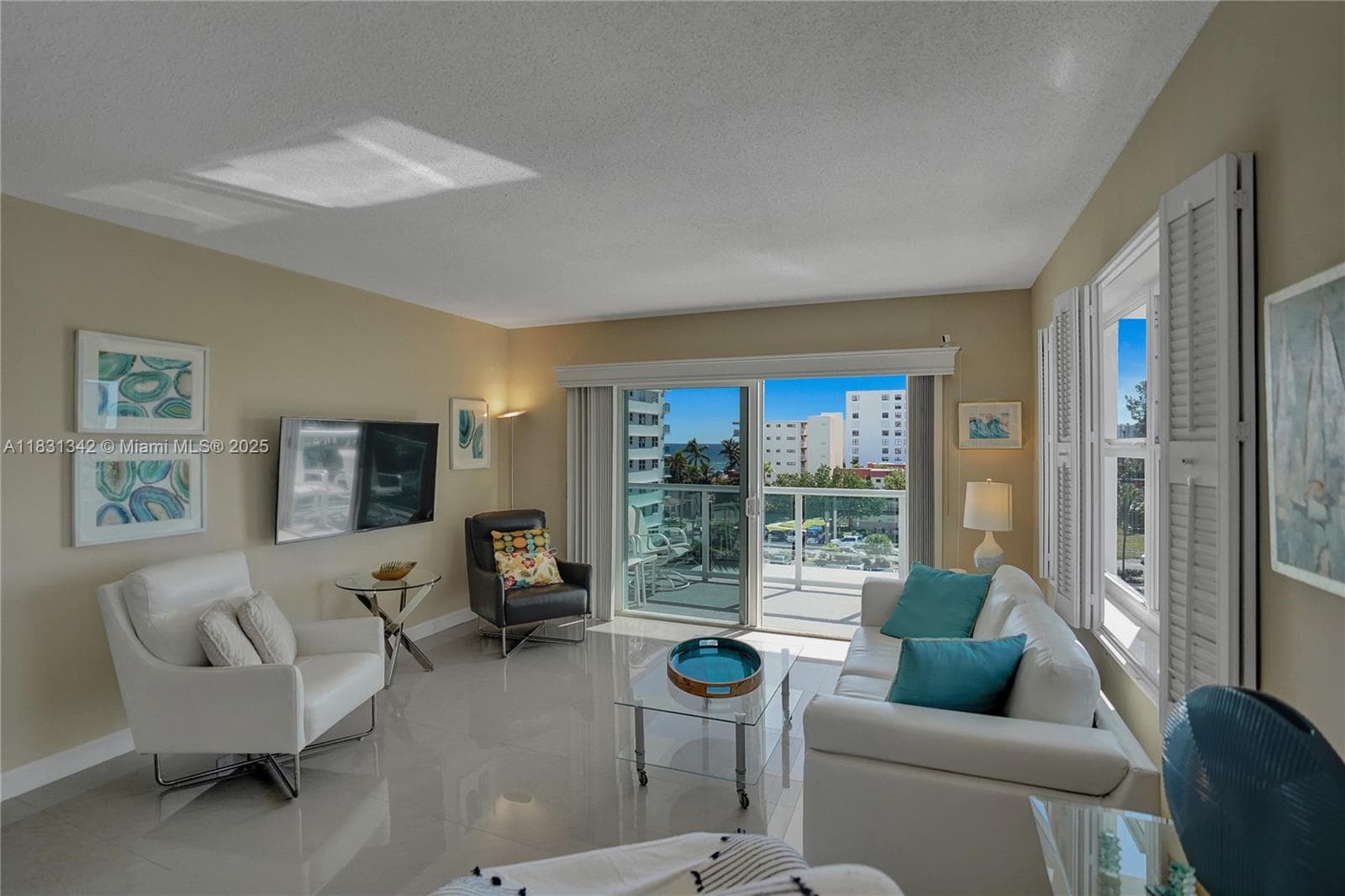 1620 N Ocean Blvd 510 photo 20