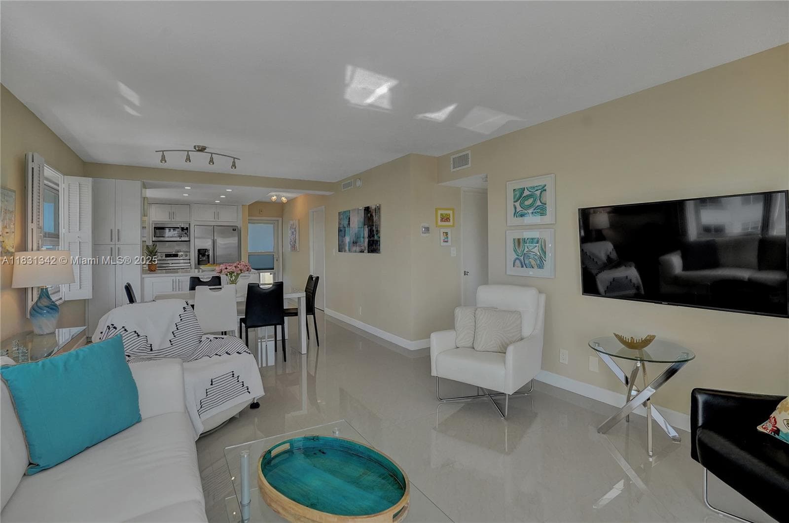 1620 N Ocean Blvd 510 photo 24