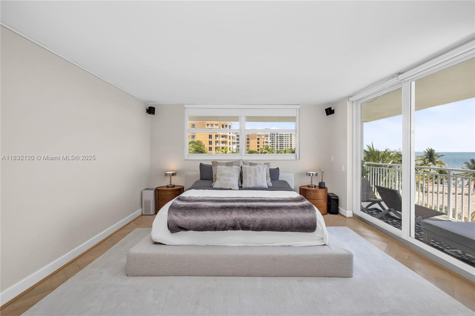 615 Ocean Dr 6A photo 11