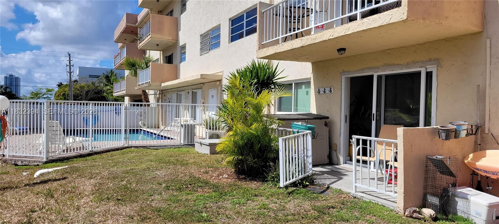 3522 NE 171st St 104 photo 21
