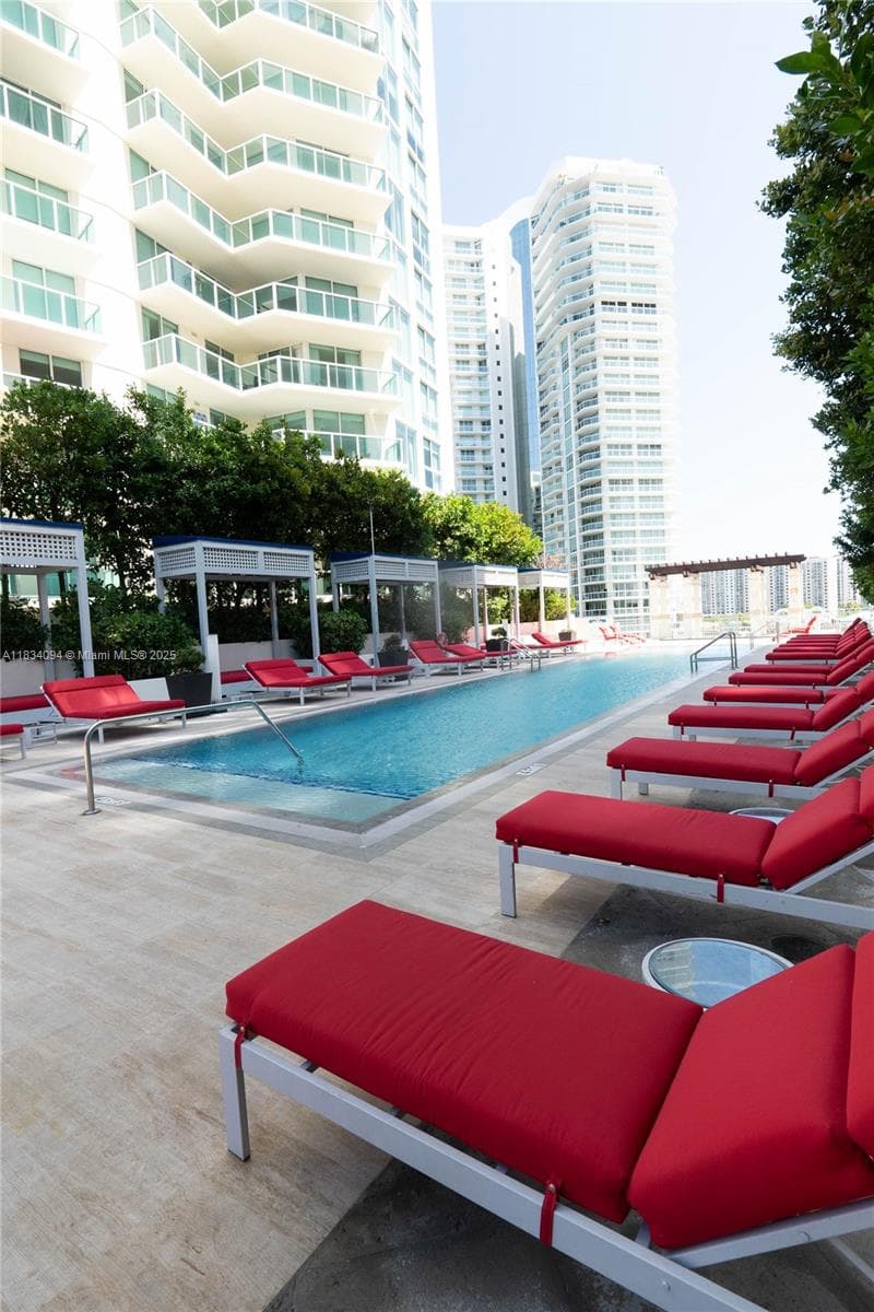 150 Sunny Isles Blvd 1-TH403 photo 20