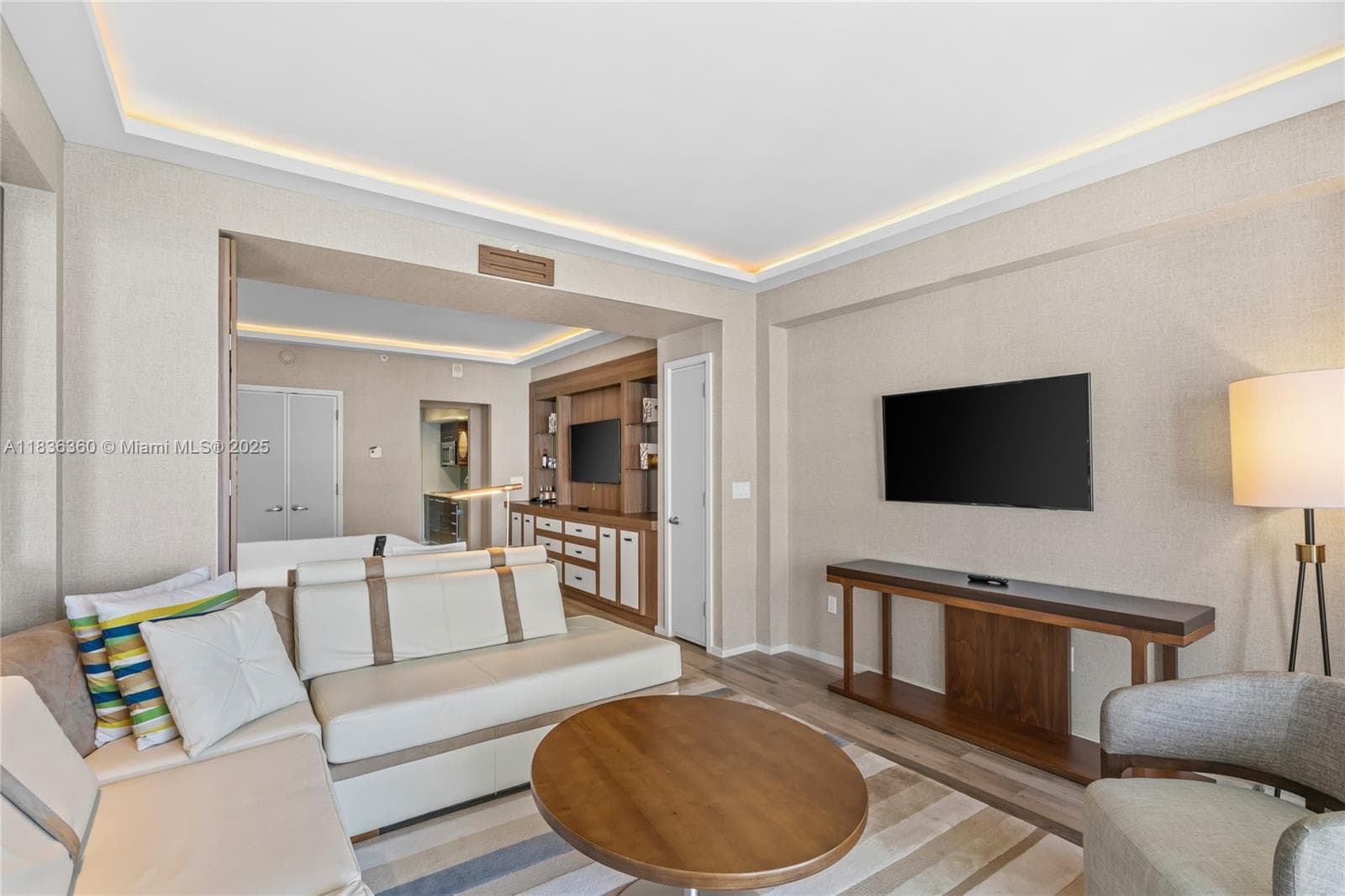 551 Fort Lauderdale Beach Blvd R1909 photo 15