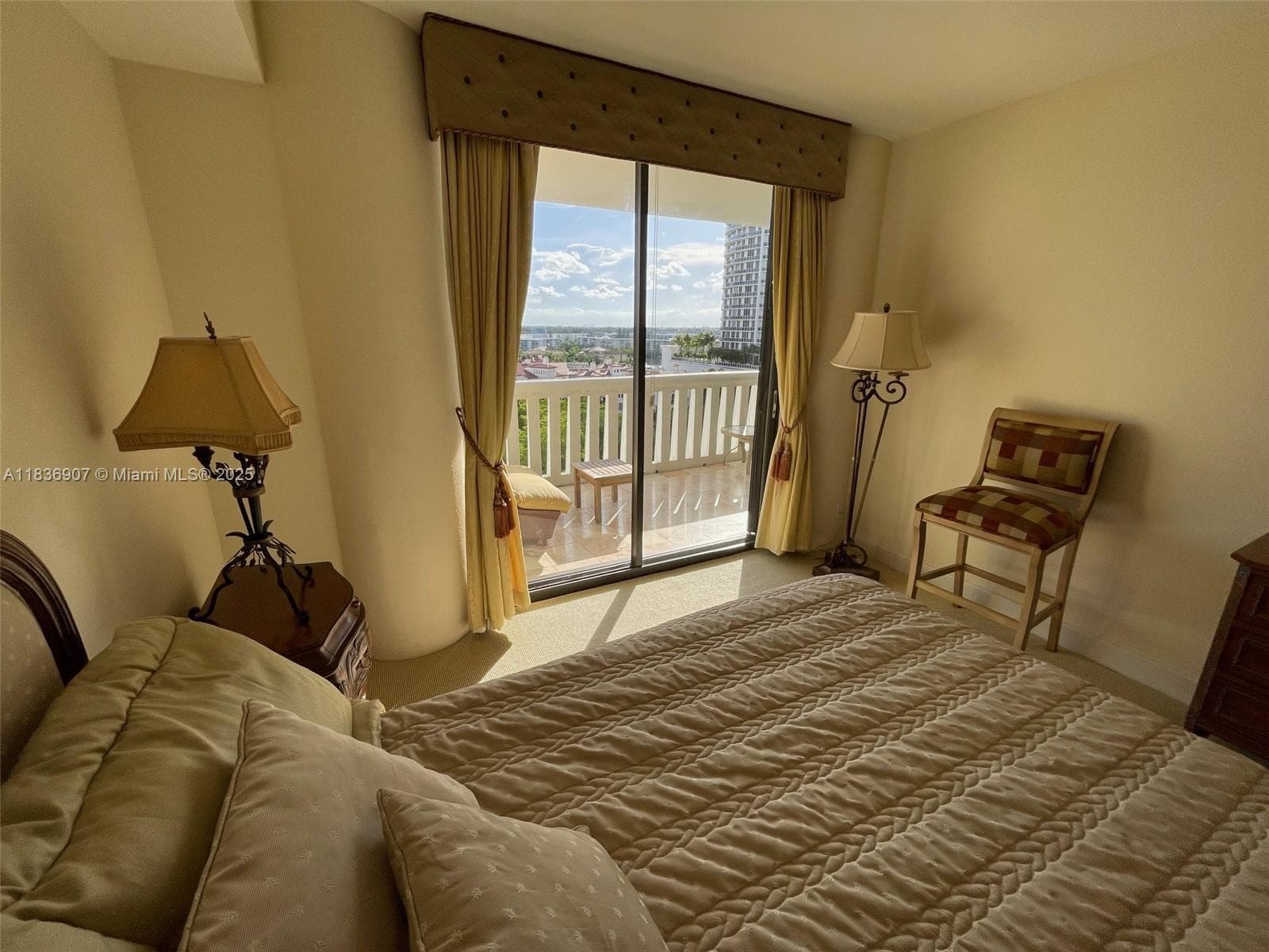 3000 Island Blvd 1103 photo 25