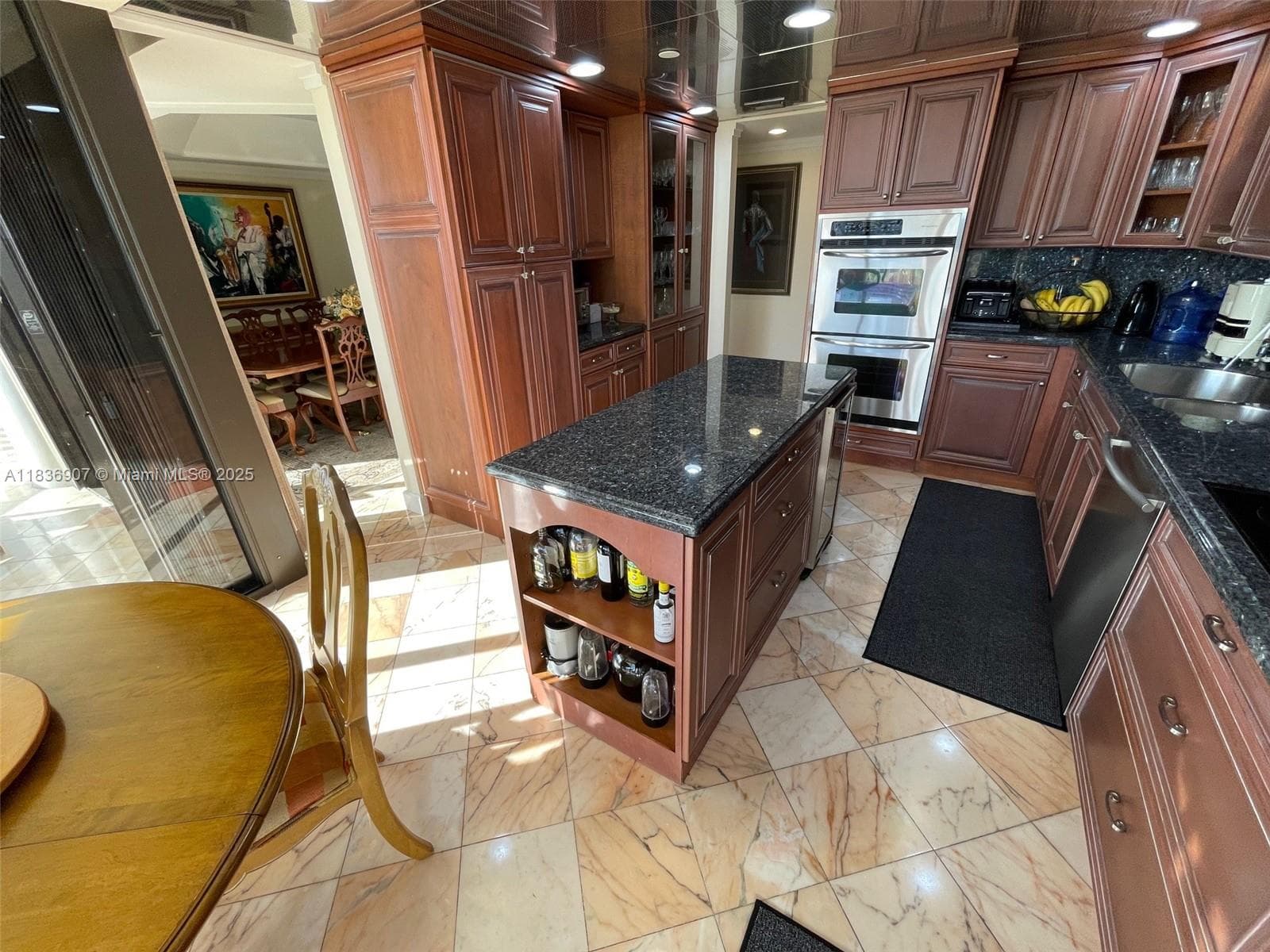 3000 Island Blvd 1103 photo 21