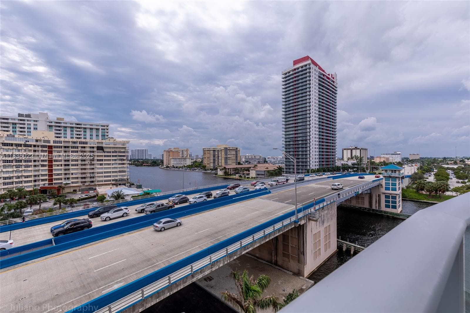 4010 Ocean Dr R509 photo 22