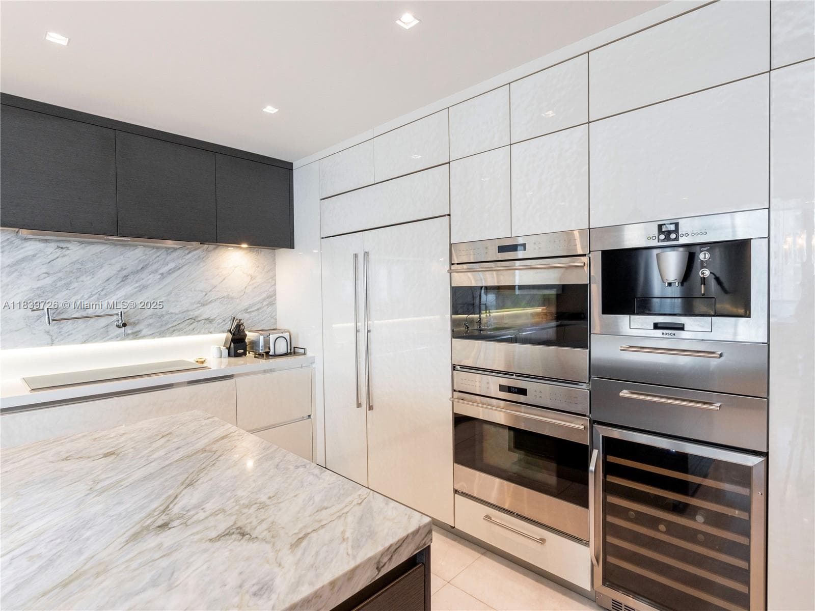 17475 Collins Ave 1001 photo 9