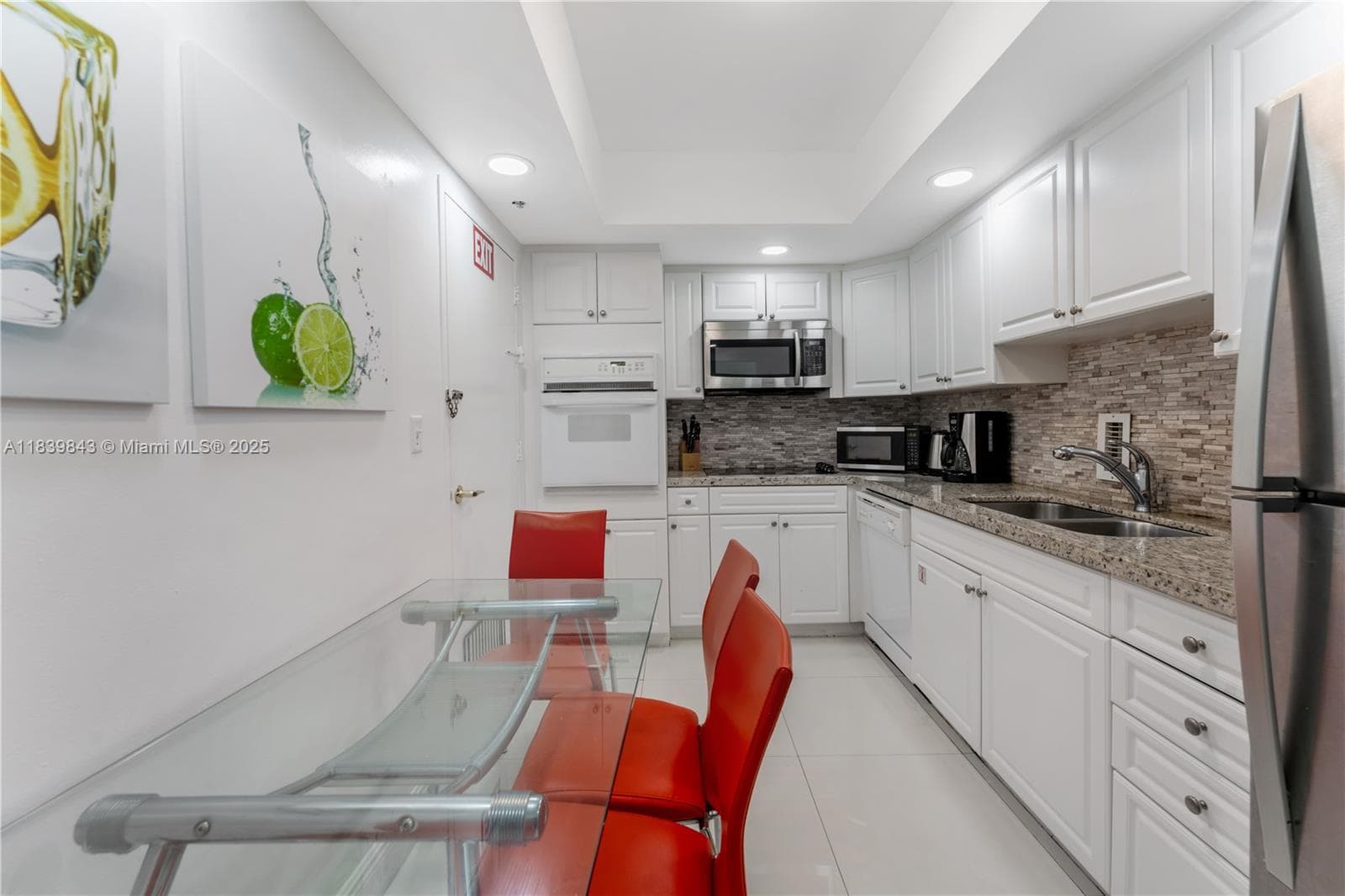 3901 S Ocean Dr 10C photo 4
