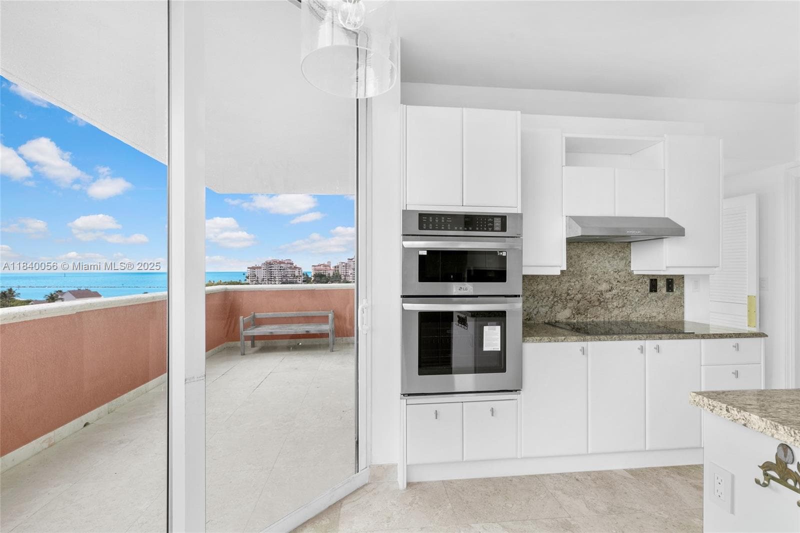 300 Pointe Drive 801 photo 14