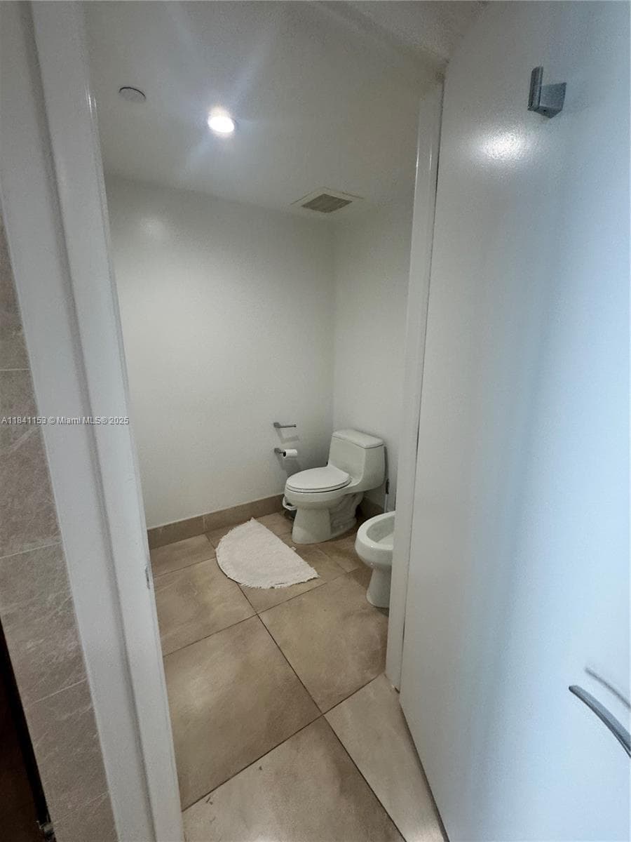 17001 Collins Ave 1002 photo 12