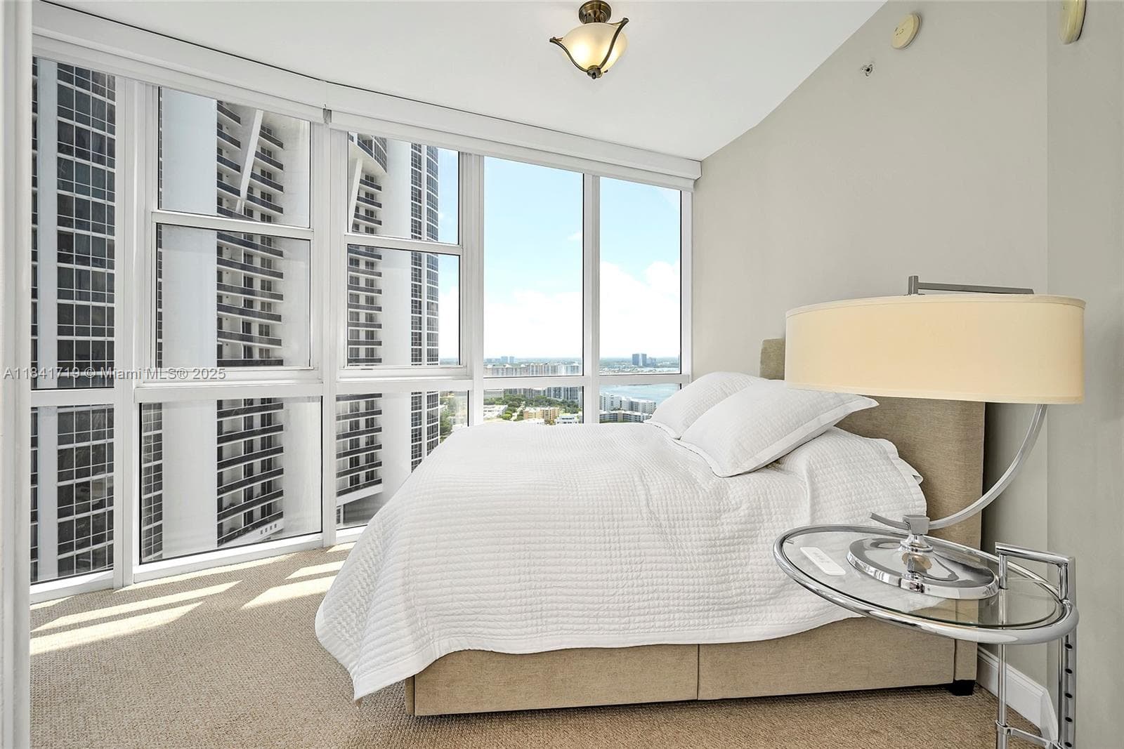 18201 Collins Ave 4009A photo 4