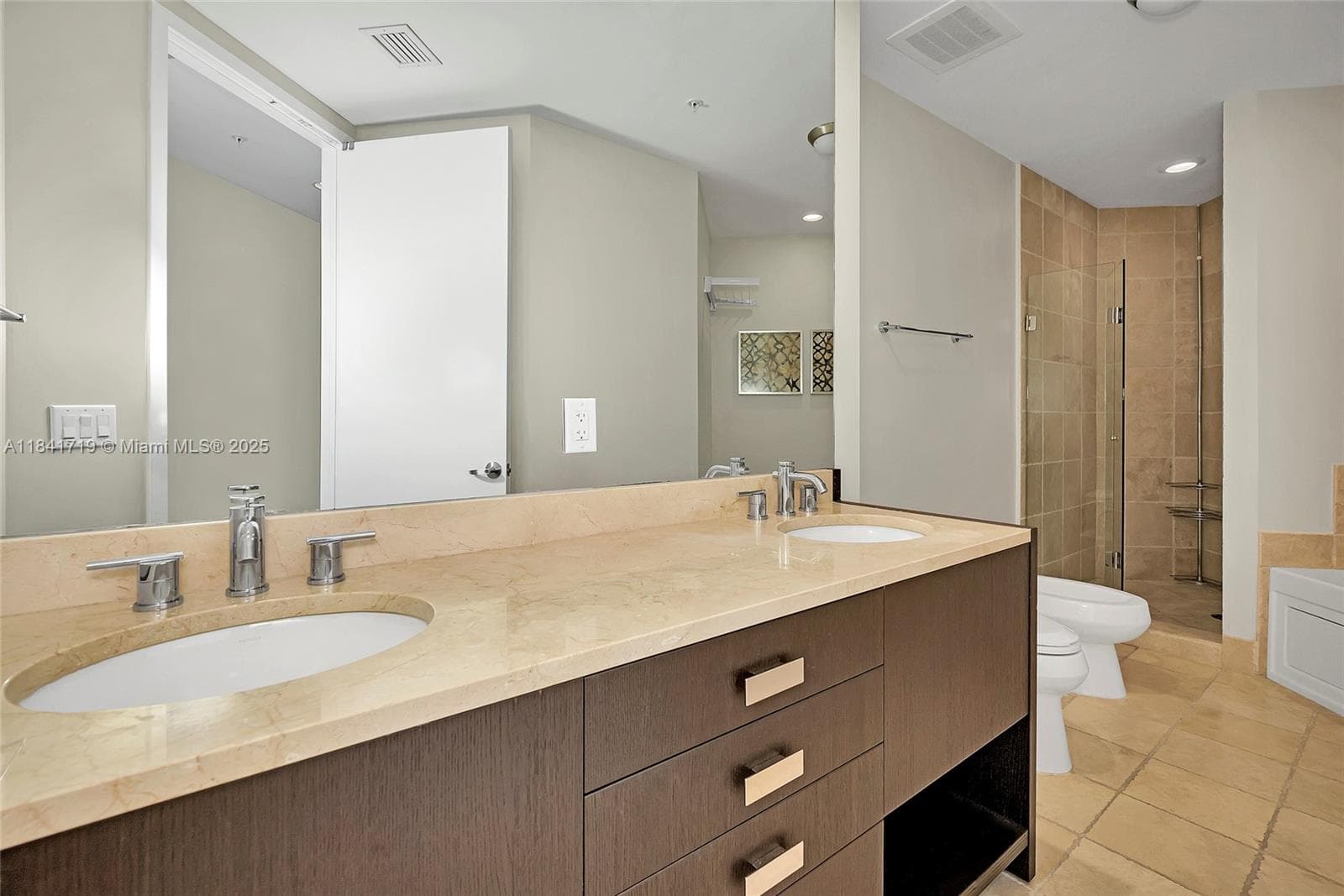 18201 Collins Ave 4009A photo 21