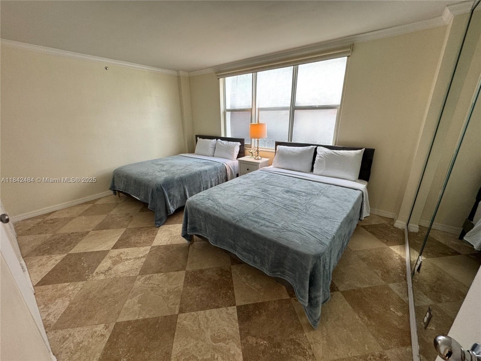 9195 Collins Ave 912 photo 3