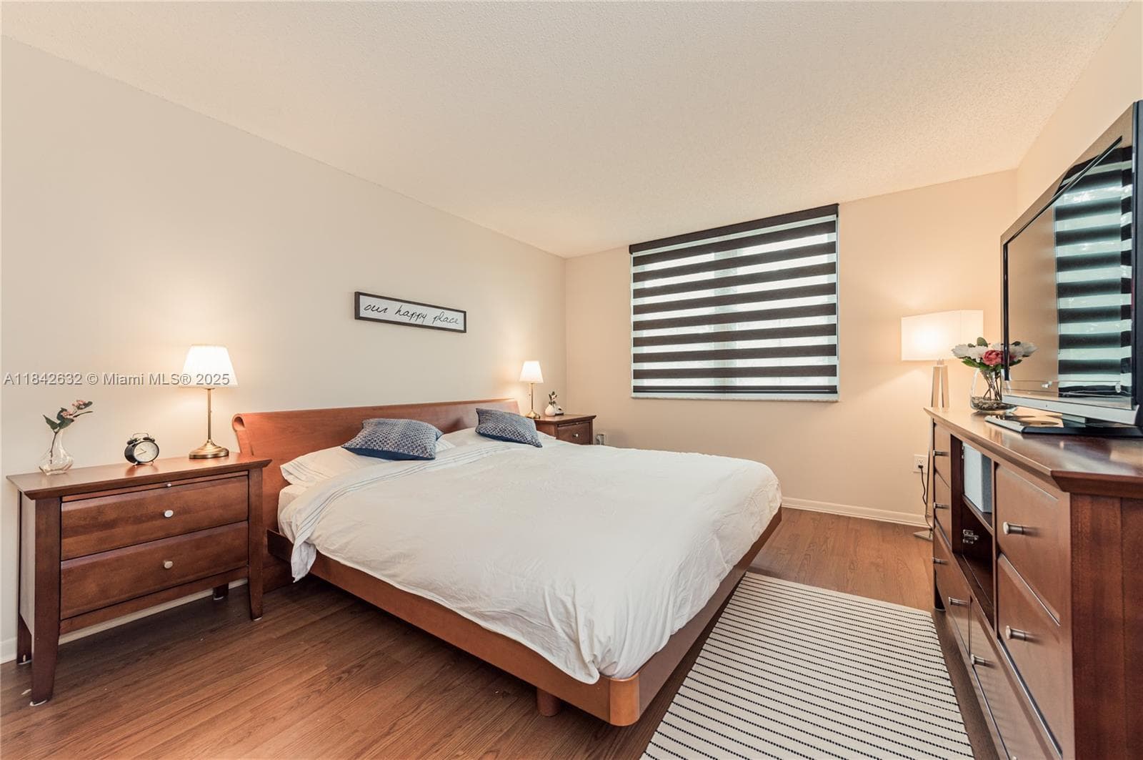 19801 E Country Club Dr 4303 photo 17