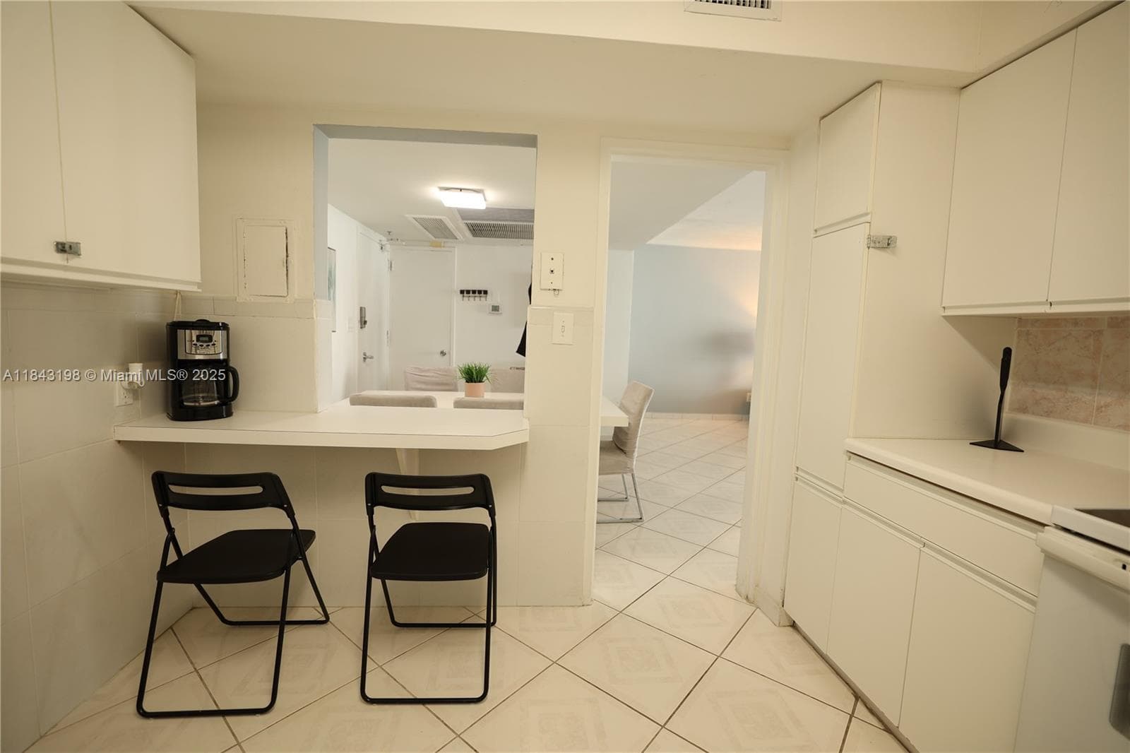 5151 Collins Ave 927 photo 13