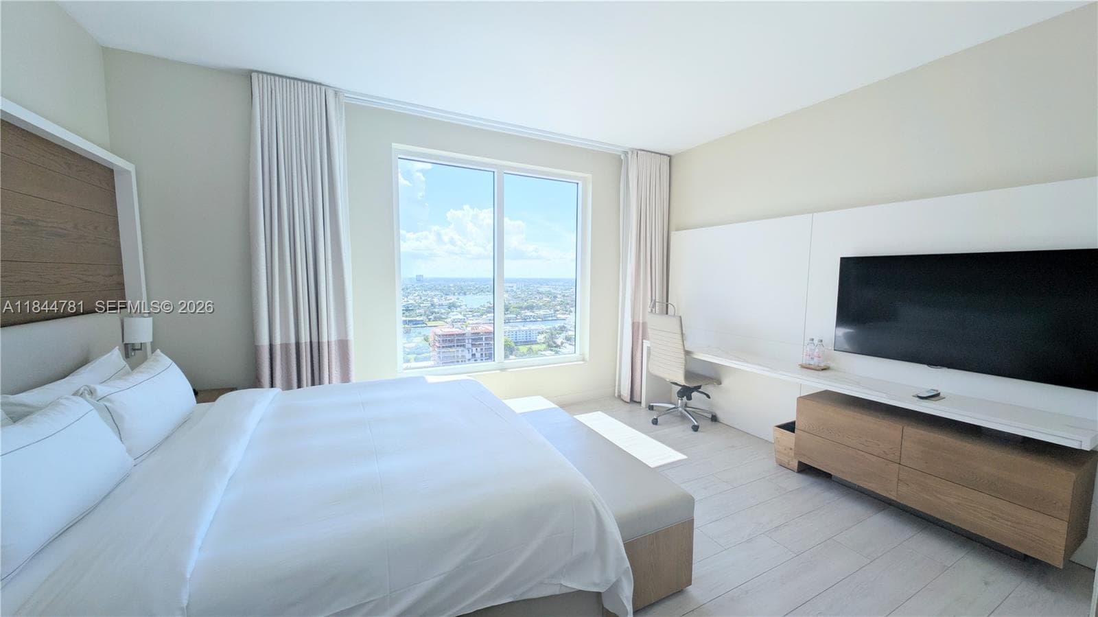 505 Fort Lauderdale Beach Blvd 2501 photo 23